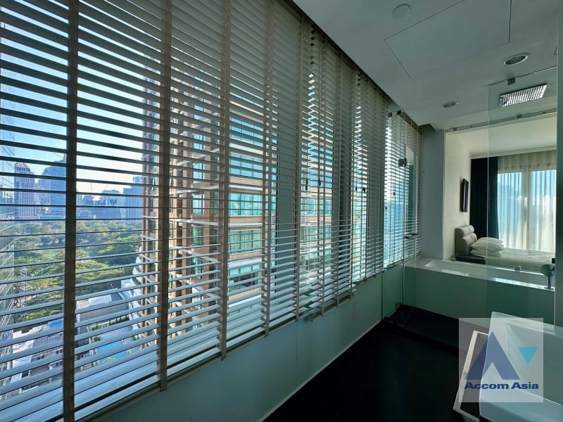 16  2 br Condominium for rent and sale in Ploenchit ,Bangkok BTS Ratchadamri - MRT Silom at 185 Rajadamri AA16350