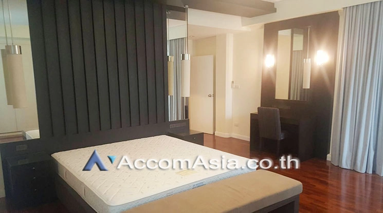7  3 br Apartment for rent and sale in Sukhumvit ,Bangkok BTS Nana at Suite for family AA16352