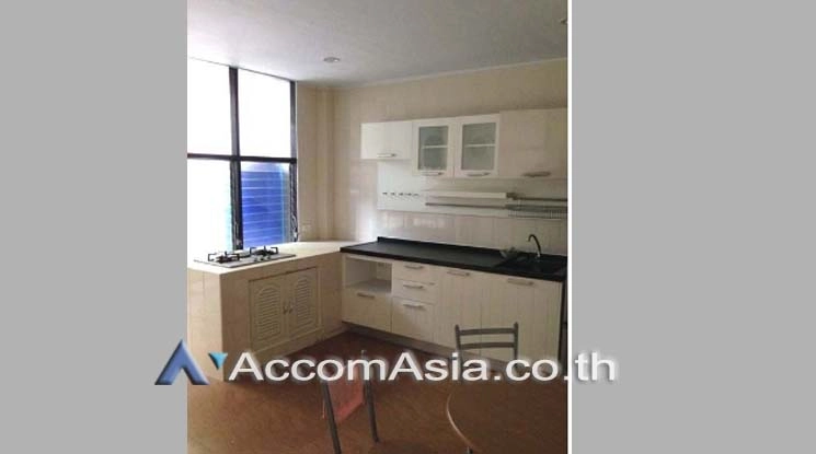  1  4 br Townhouse For Rent in Sukhumvit ,Bangkok BTS Asok AA16379