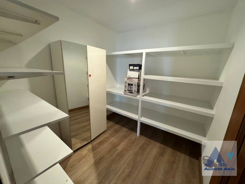 8  3 br Apartment For Rent in Sukhumvit ,Bangkok BTS Asok - MRT Sukhumvit at Peaceful and Pet-Friendly Residence in Asoke AA16384