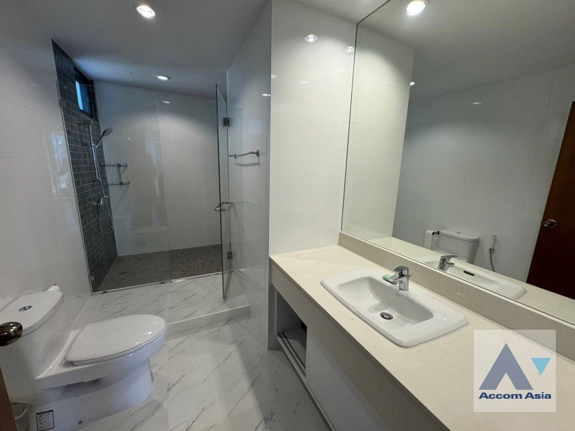 10  3 br Apartment For Rent in Sukhumvit ,Bangkok BTS Asok - MRT Sukhumvit at Peaceful and Pet-Friendly Residence in Asoke AA16384