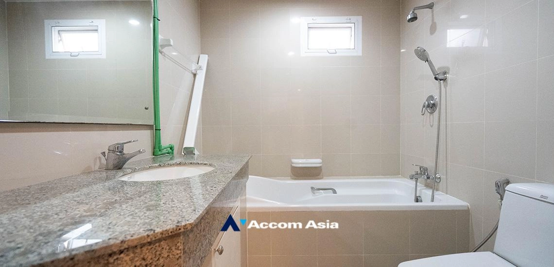 11  3 br Apartment For Rent in Sukhumvit ,Bangkok BTS Asok - MRT Sukhumvit at A Classic Style AA16393