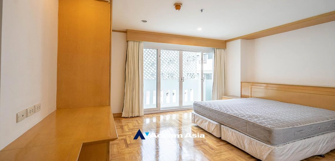 10  3 br Apartment For Rent in Sukhumvit ,Bangkok BTS Asok - MRT Sukhumvit at A Classic Style AA16393