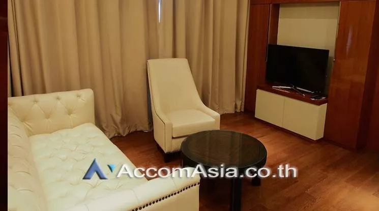 unit 2 Bedrooms  Condominium For Rent in Sukhumvit, Bangkok  near BTS Phrom Phong (AA16430)
