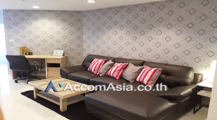unit 2 Bedrooms  Condominium For Rent in Sukhumvit, Bangkok  near BTS Phrom Phong (AA16433)
