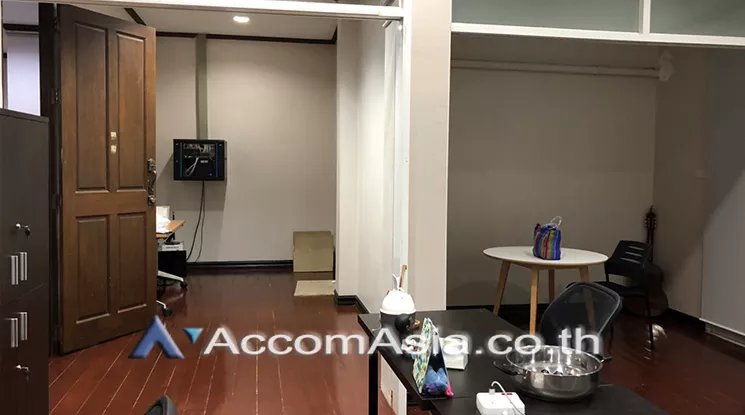 1  Retail / Showroom For Rent in sukhumvit ,Bangkok BTS Thong Lo AA16440