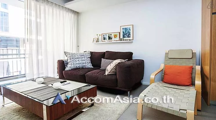 unit 1 Bedroom  Condominium For Rent & Sale in Ploenchit, Bangkok  near BTS Ploenchit (AA16445)