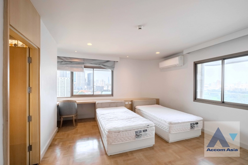 12  3 br Condominium for rent and sale in Sukhumvit ,Bangkok BTS Nana at Tower Park AA16488
