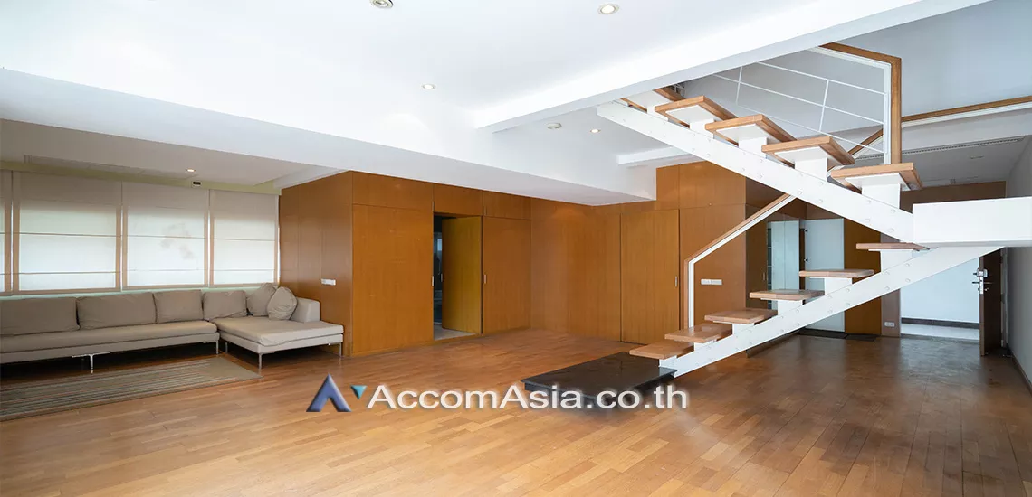 Duplex Condo, Pet friendly |  3 Bedrooms  Condominium For Rent & Sale in Sukhumvit, Bangkok  near BTS Nana (AA16509)