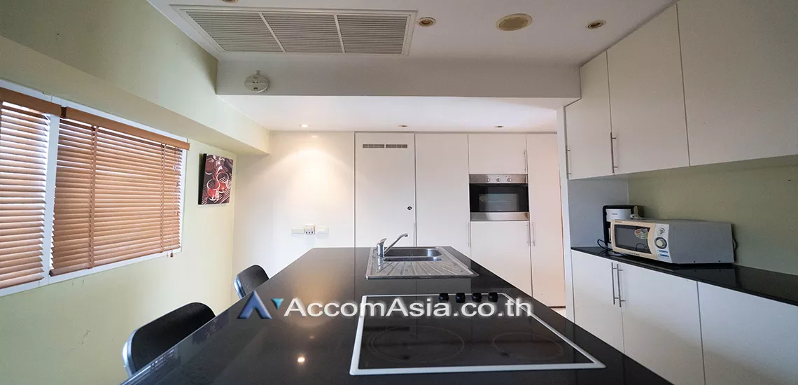 Duplex Condo, Pet friendly |  3 Bedrooms  Condominium For Rent & Sale in Sukhumvit, Bangkok  near BTS Nana (AA16509)