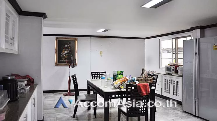 11  7 br House for rent and sale in Phaholyothin ,Bangkok MRT Bang Sue AA16510