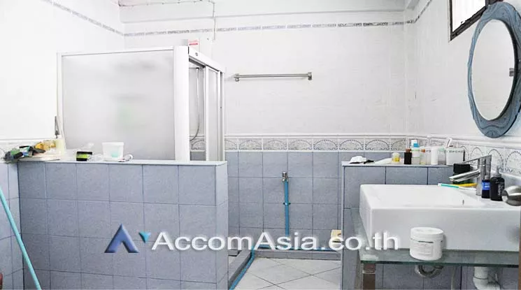 17  7 br House for rent and sale in Phaholyothin ,Bangkok MRT Bang Sue AA16510