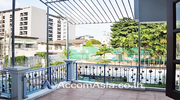 5  7 br House for rent and sale in Phaholyothin ,Bangkok MRT Bang Sue AA16510