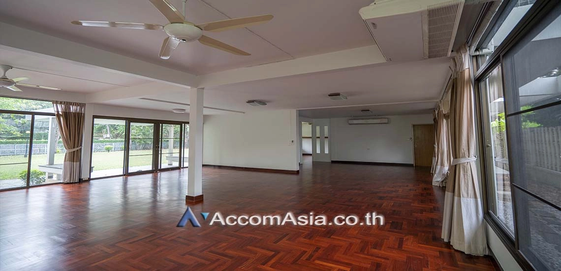 7  3 br House For Rent in Sukhumvit ,Bangkok BTS Phra khanong 60068