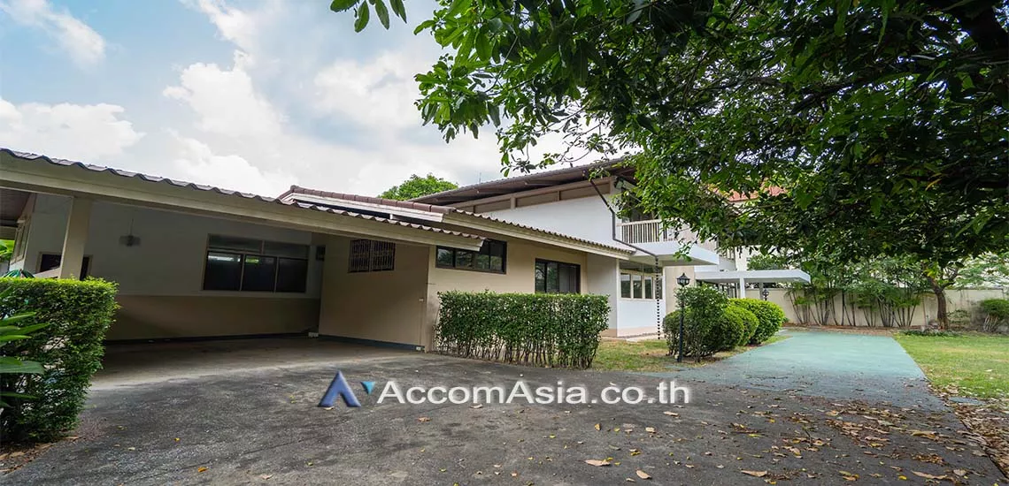 5  3 br House For Rent in sukhumvit ,Bangkok BTS Phra khanong 60068