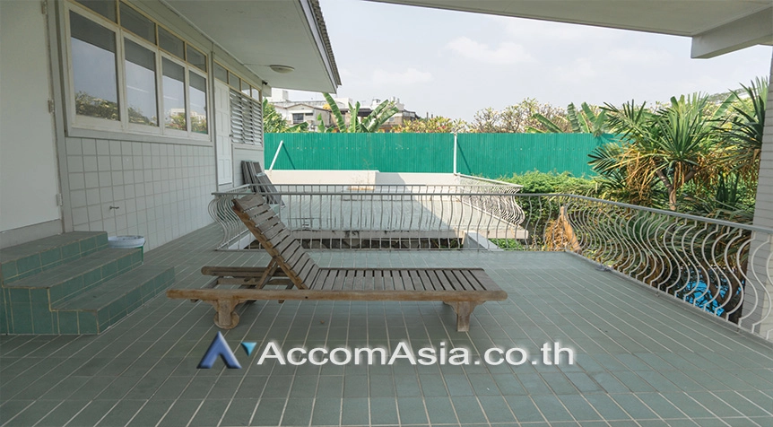 4  3 br House For Rent in Sukhumvit ,Bangkok BTS Phra khanong 40214
