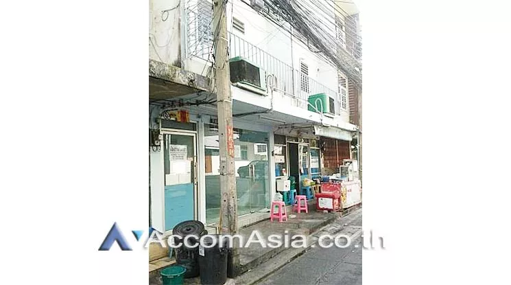  Shophouse For Sale in Phaholyothin, Bangkok  near BTS Victory Monument (AA16574)