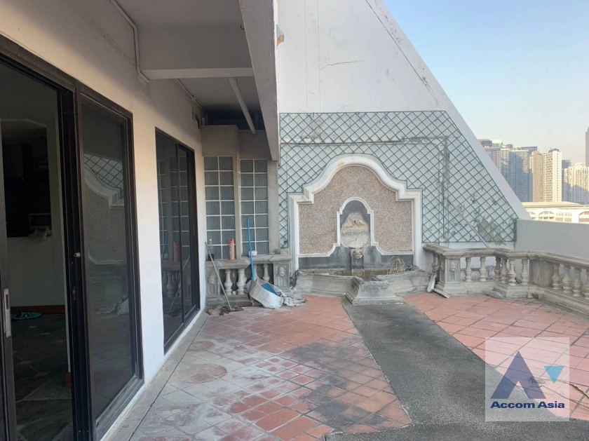 7  2 br Condominium For Sale in Sukhumvit ,Bangkok BTS Asok - MRT Sukhumvit at Ruamjai Heights AA16579