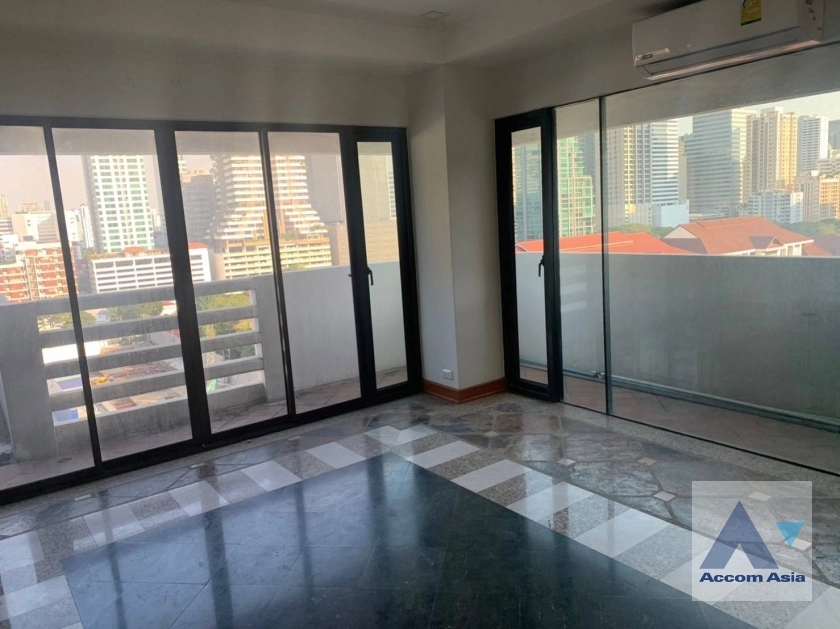 2  2 br Condominium For Sale in Sukhumvit ,Bangkok BTS Asok - MRT Sukhumvit at Ruamjai Heights AA16579