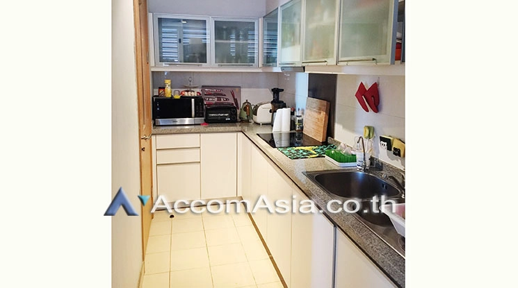 unit 3 Bedrooms  Condominium For Sale in Sukhumvit, Bangkok  near BTS Asok - MRT Sukhumvit (AA16597)