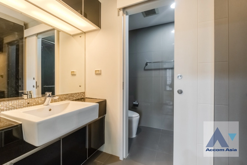 8  2 br Condominium for rent and sale in Sukhumvit ,Bangkok BTS Thong Lo at The Crest Sukhumvit 34 AA16679