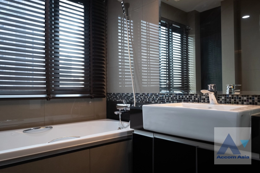 17  2 br Condominium for rent and sale in Sukhumvit ,Bangkok BTS Thong Lo at The Crest Sukhumvit 34 AA16679