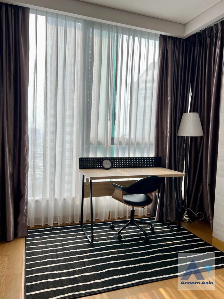 9  2 br Condominium For Rent in Sukhumvit ,Bangkok BTS Phrom Phong at The Lumpini 24 AA16694