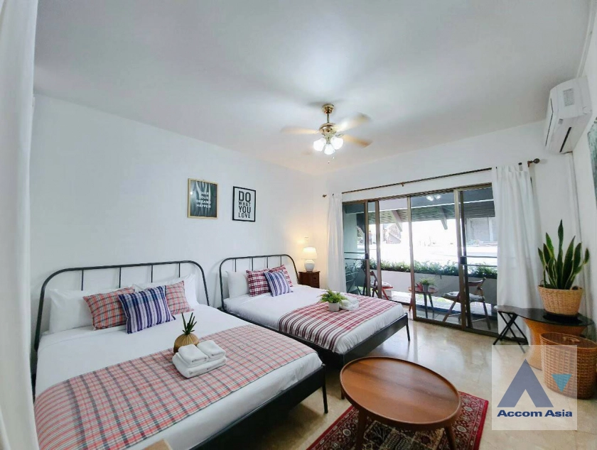 7  3 br Townhouse for rent and sale in Sukhumvit ,Bangkok BTS Thong Lo AA16702