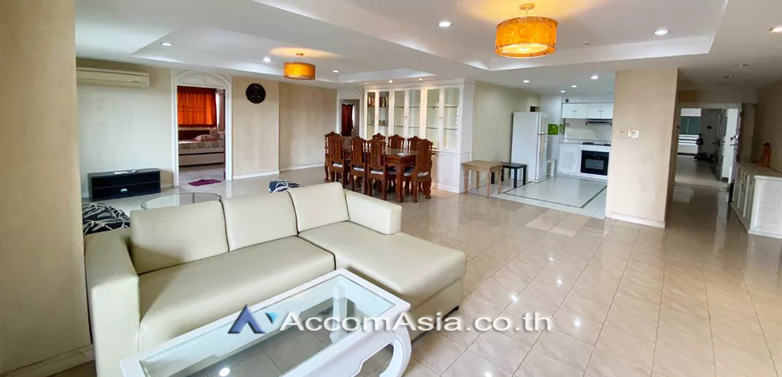 Pet friendly |  4 Bedrooms  Condominium For Rent & Sale in Sukhumvit, Bangkok  near BTS Nana (AA16720)