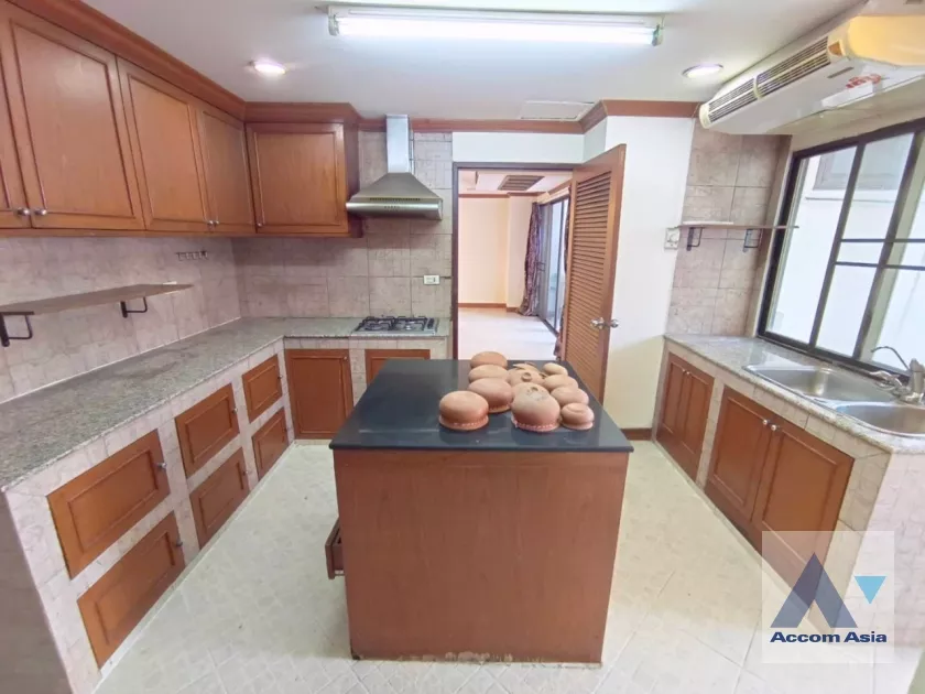 12  3 br Condominium For Rent in Sukhumvit ,Bangkok BTS Asok - MRT Sukhumvit at Windsor Tower AA16738