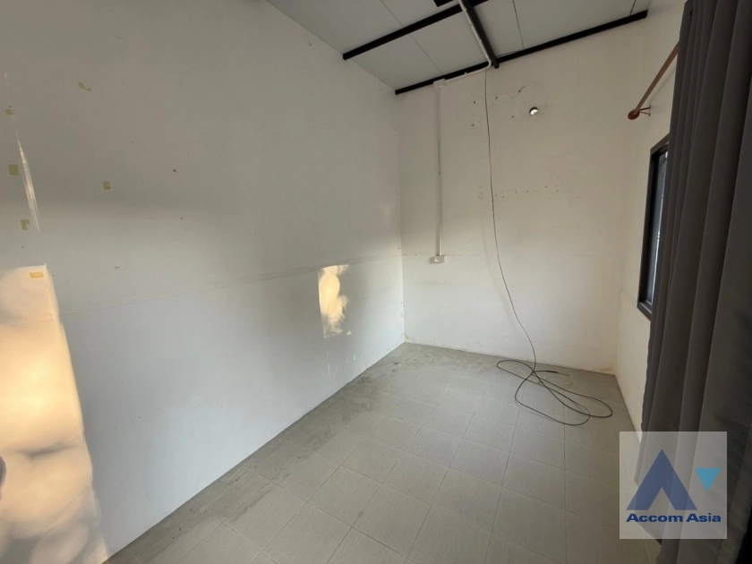 23  3 br House For Rent in Sukhumvit ,Bangkok BTS Punnawithi AA16761