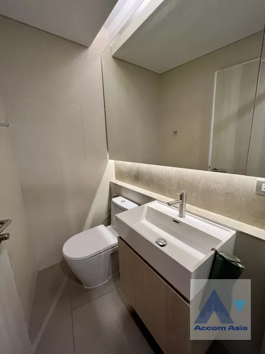 10  2 br Condominium For Rent in Sukhumvit ,Bangkok BTS Phrom Phong at The Lumpini 24 AA16762