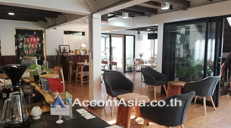5  House For Rent in sukhumvit ,Bangkok BTS Phrom Phong AA16763