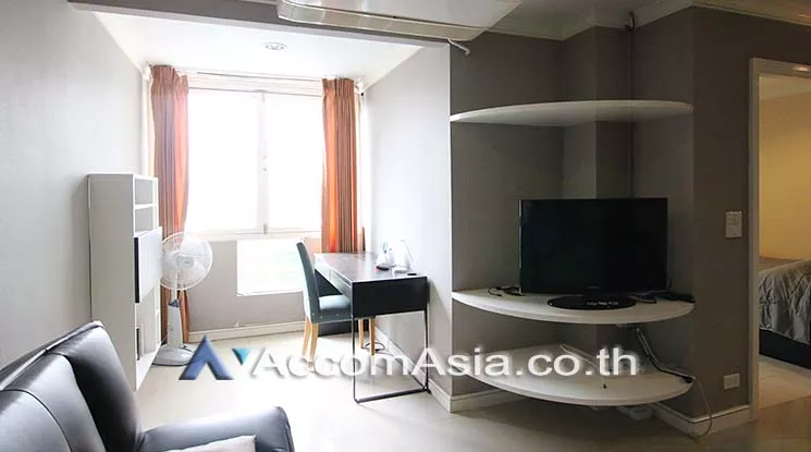 unit 1 Bedroom  Condominium For Sale in Sukhumvit, Bangkok  near BTS Ekkamai (AA16795)