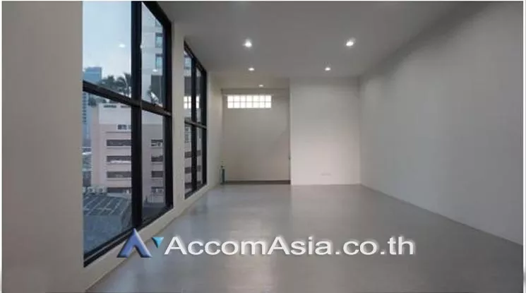 4  Shophouse for rent and sale in sukhumvit ,Bangkok BTS Phrom Phong AA16811
