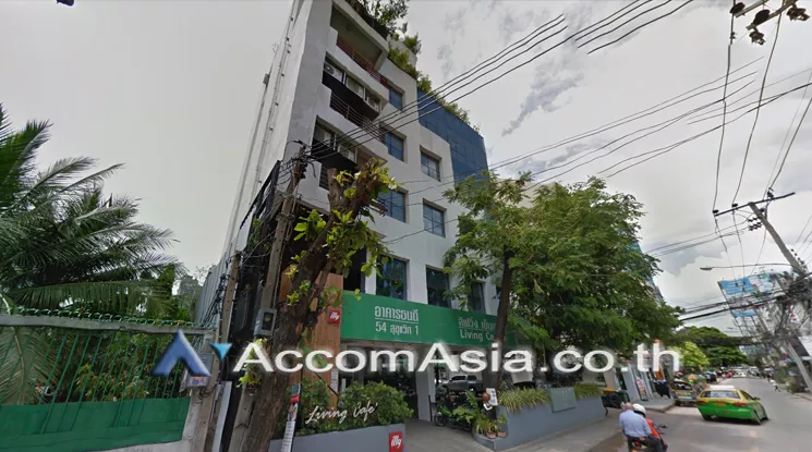  2  Office Space For Rent in Dusit ,Bangkok BTS Nana at Dhanadee Building AA16813