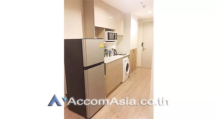  2 Bedrooms  Condominium For Rent in Phaholyothin, Bangkok  near BTS Ratchathewi (AA16823)