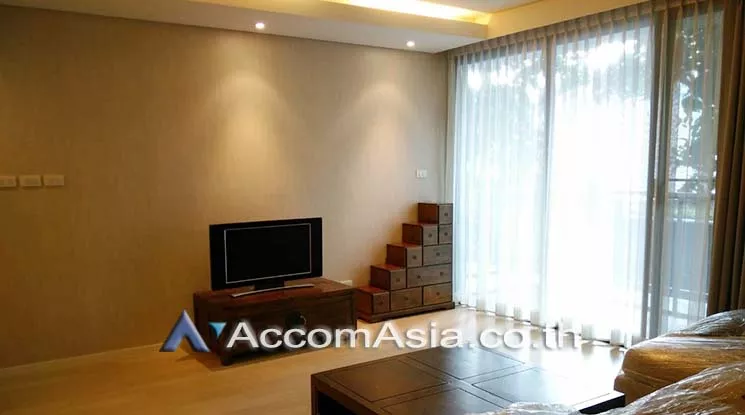 unit 1 Bedroom  Condominium For Sale in Sukhumvit, Bangkok  near BTS Ekkamai (AA16831)