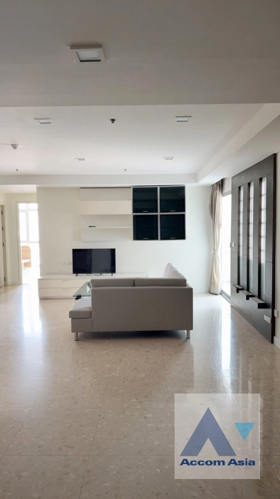  Nusasiri Grand Condo Condominium  3 Bedroom for Rent BTS Ekkamai in Sukhumvit Bangkok