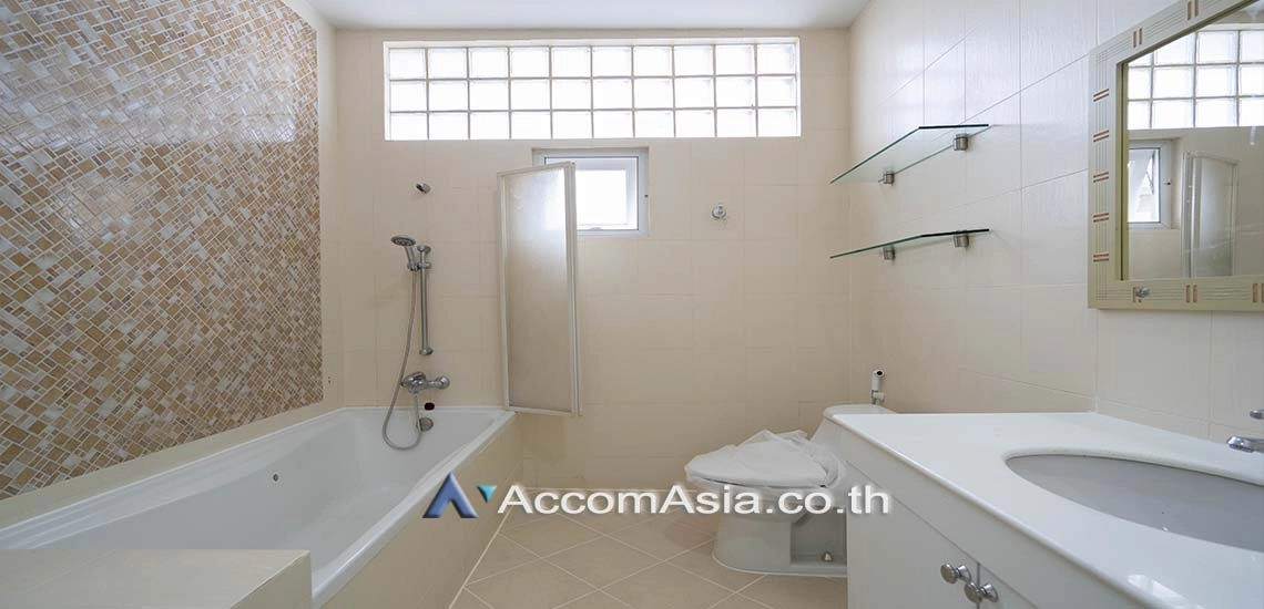 13  4 br House for rent and sale in Sukhumvit ,Bangkok BTS Thong Lo AA16914