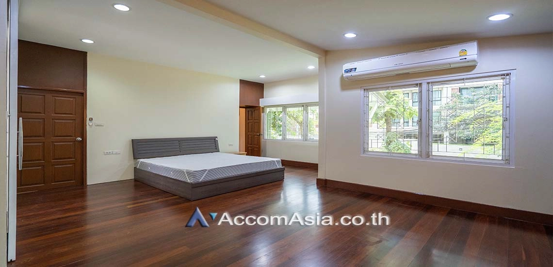 11  4 br House for rent and sale in Sukhumvit ,Bangkok BTS Thong Lo AA16914