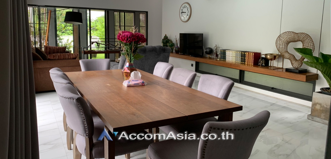 4 br House For Rent in Bangna, Bangkok AA16929 /