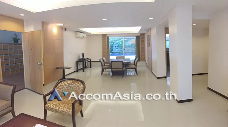 Pet friendly |  Cozy and Convenient Apartment Near Garden Intl Apartment  2 Bedroom for Rent MRT Lumphini in Sathorn Bangkok