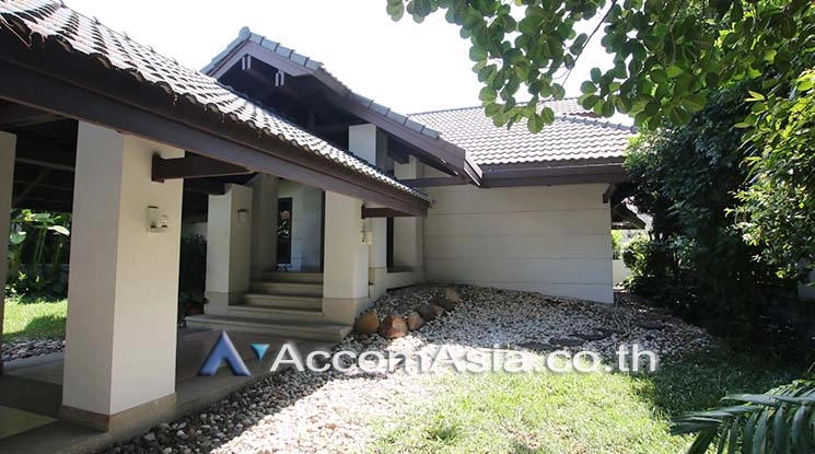 unitPrivate Swimming Pool, Pet friendly |  4 Bedrooms  House For Rent in Sukhumvit, Bangkok  near BTS Ekkamai (AA16937)