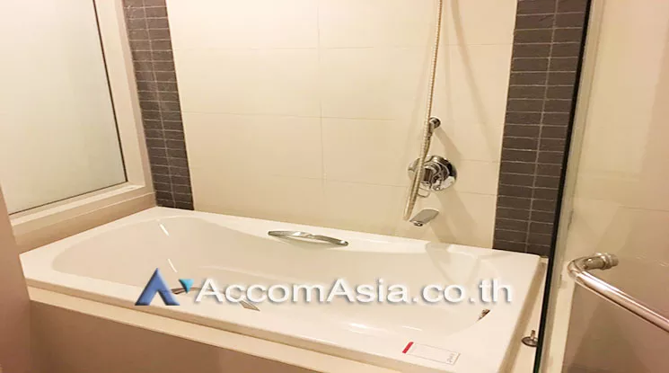 unit 1 Bedroom  Condominium For Sale in Sukhumvit, Bangkok  near BTS Thong Lo (AA16981)