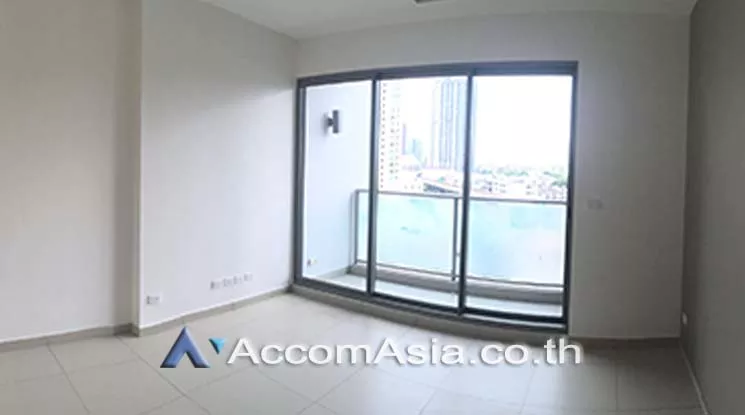 The Lofts Ekkamai  Condominium  1 Bedroom for Sale BTS Ekkamai in Sukhumvit Bangkok