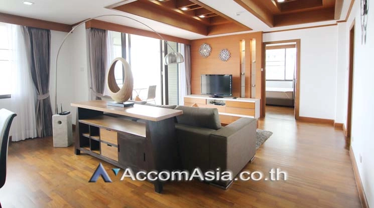 unit 3 Bedrooms  Condominium For Rent in Sukhumvit, Bangkok  near BTS Phrom Phong (AA17020)