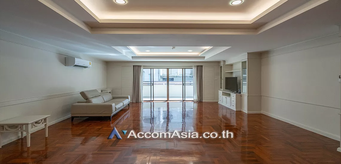 unit 2 Bedrooms  Apartment For Rent in Sukhumvit, Bangkok  near BTS Phrom Phong (AA17021)