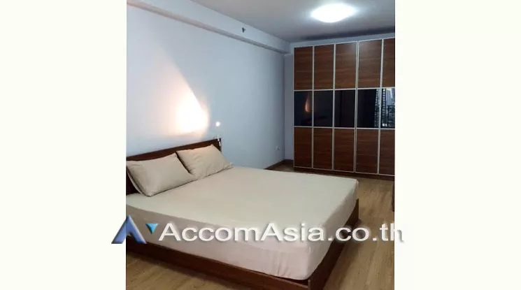  1  1 br Condominium For Rent in Ratchadaphisek ,Bangkok BTS Ekkamai at Supalai Park Ekkamai Thonglor AA17029