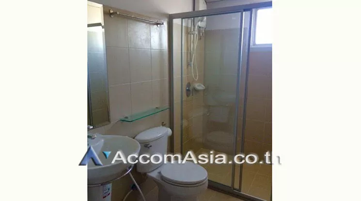 5  1 br Condominium For Rent in Ratchadaphisek ,Bangkok BTS Ekkamai at Supalai Park Ekkamai Thonglor AA17029